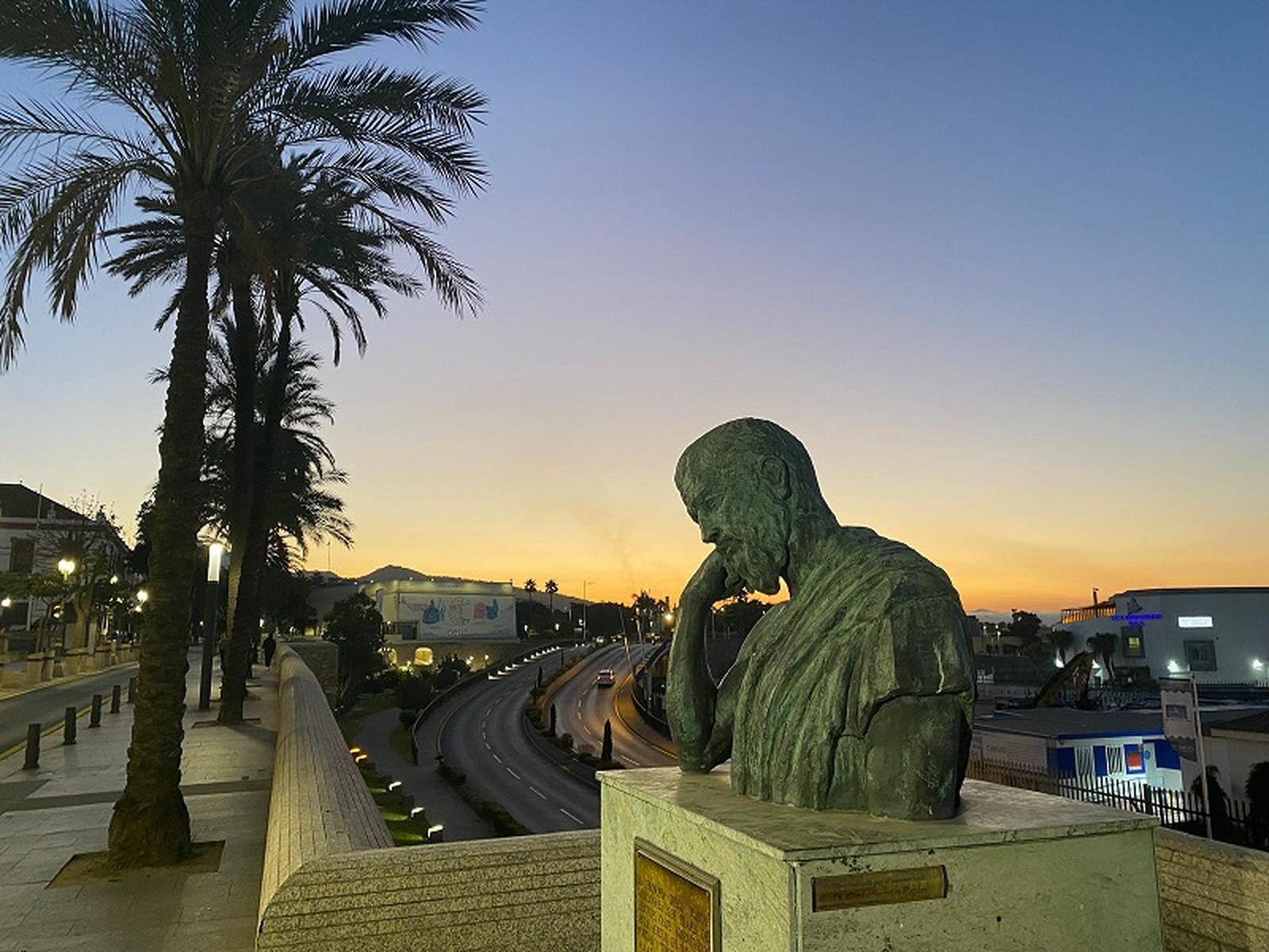 Busto de Platón en el paseo de las Palmeras