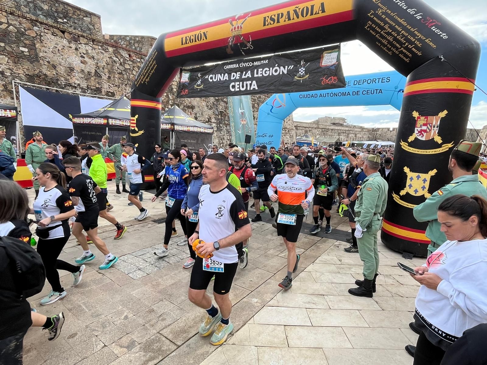 La previa y el inicio de la X Cuna de la Legión a través del objetivo de Reduan