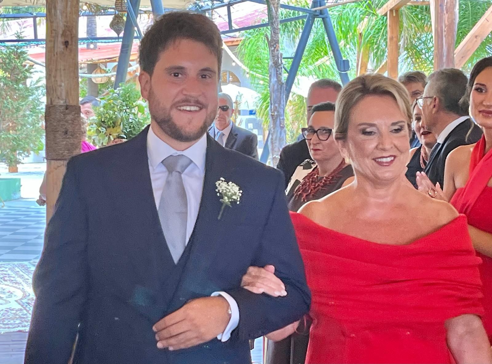 Santi y María sellan su amor en ‘El Sarao’