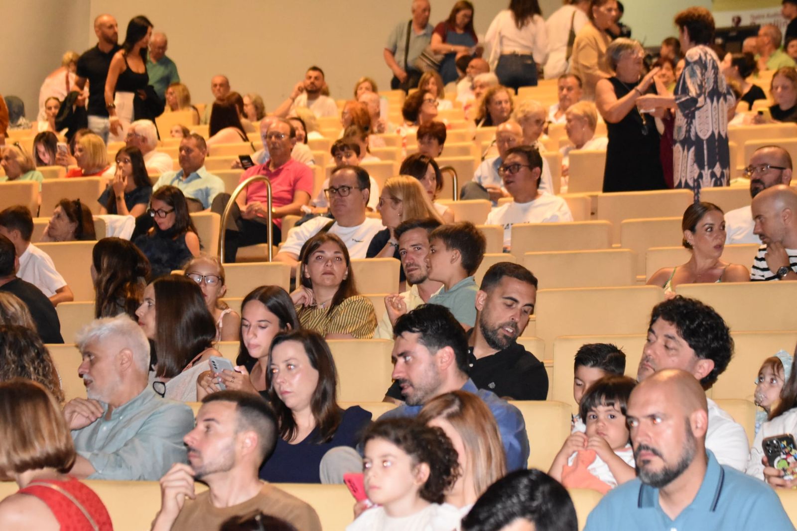 Allegro conquista al público del Auditorio del Revellín con ‘A tu vera’
