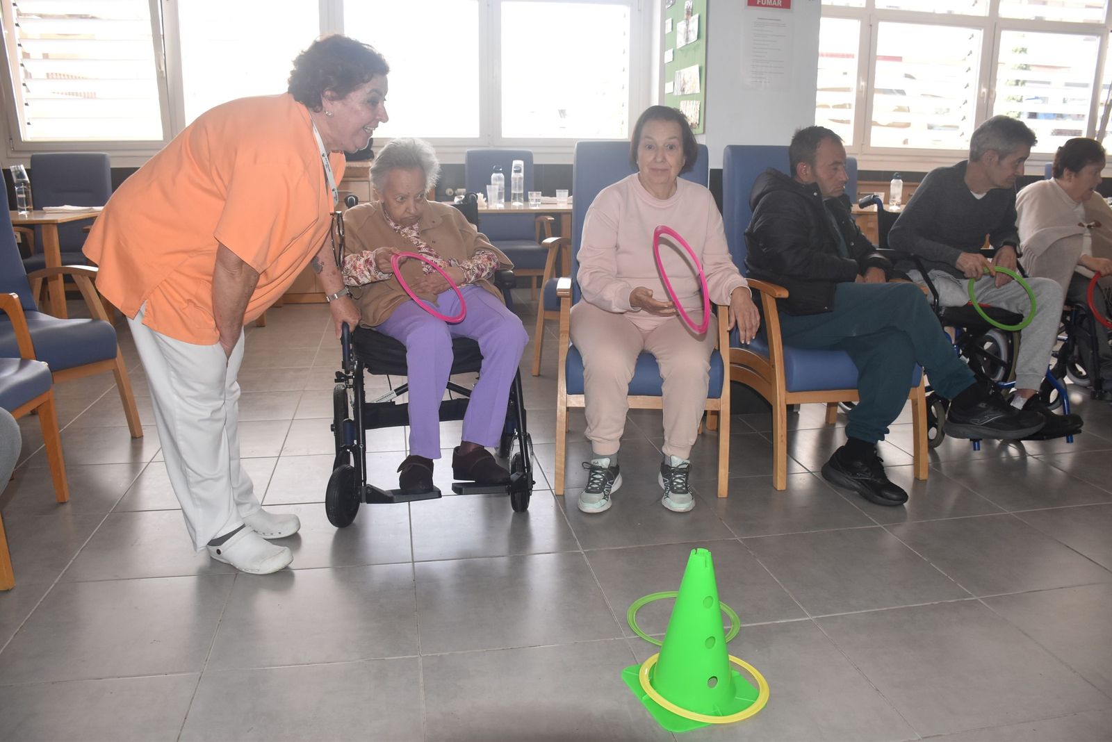 Puertas abiertas y un ambiente entrañable hacen especial una jornada en Cruz Blanca
