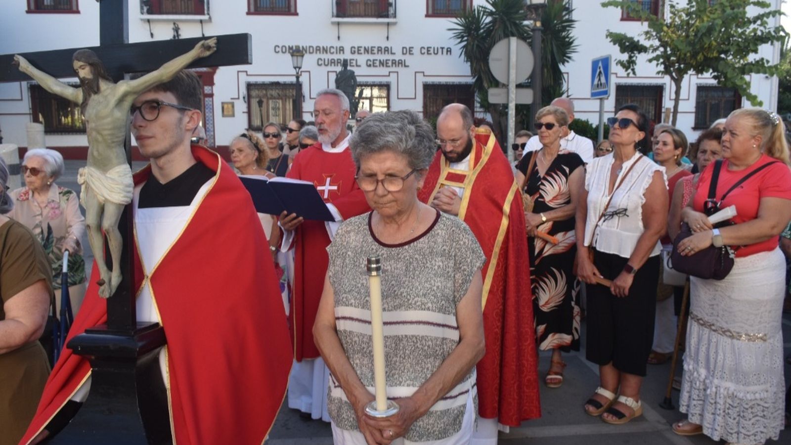 El Cristo del Puente es despedido con fe y respeto por su feligresía