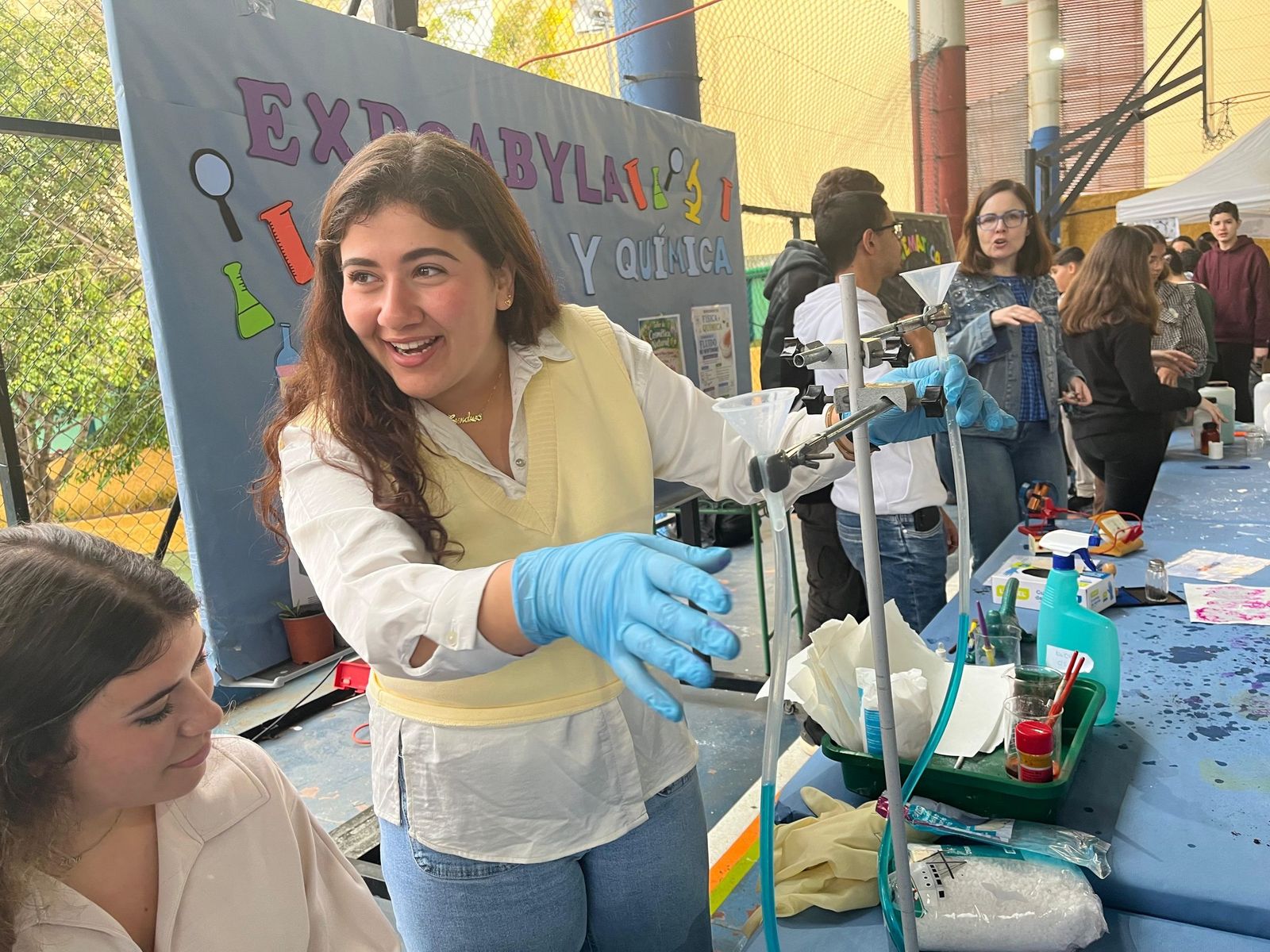 Expoabyla abre sus puertas con innovación, creatividad y convivencia entre centros educativos
