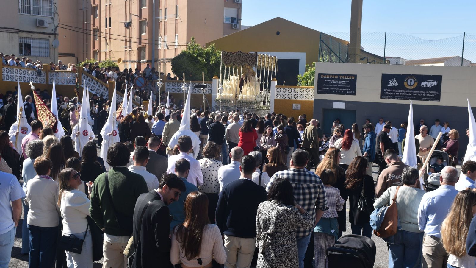 La Pollinica disfrutó este Domingo de Ramos de su Estación de Penitencia