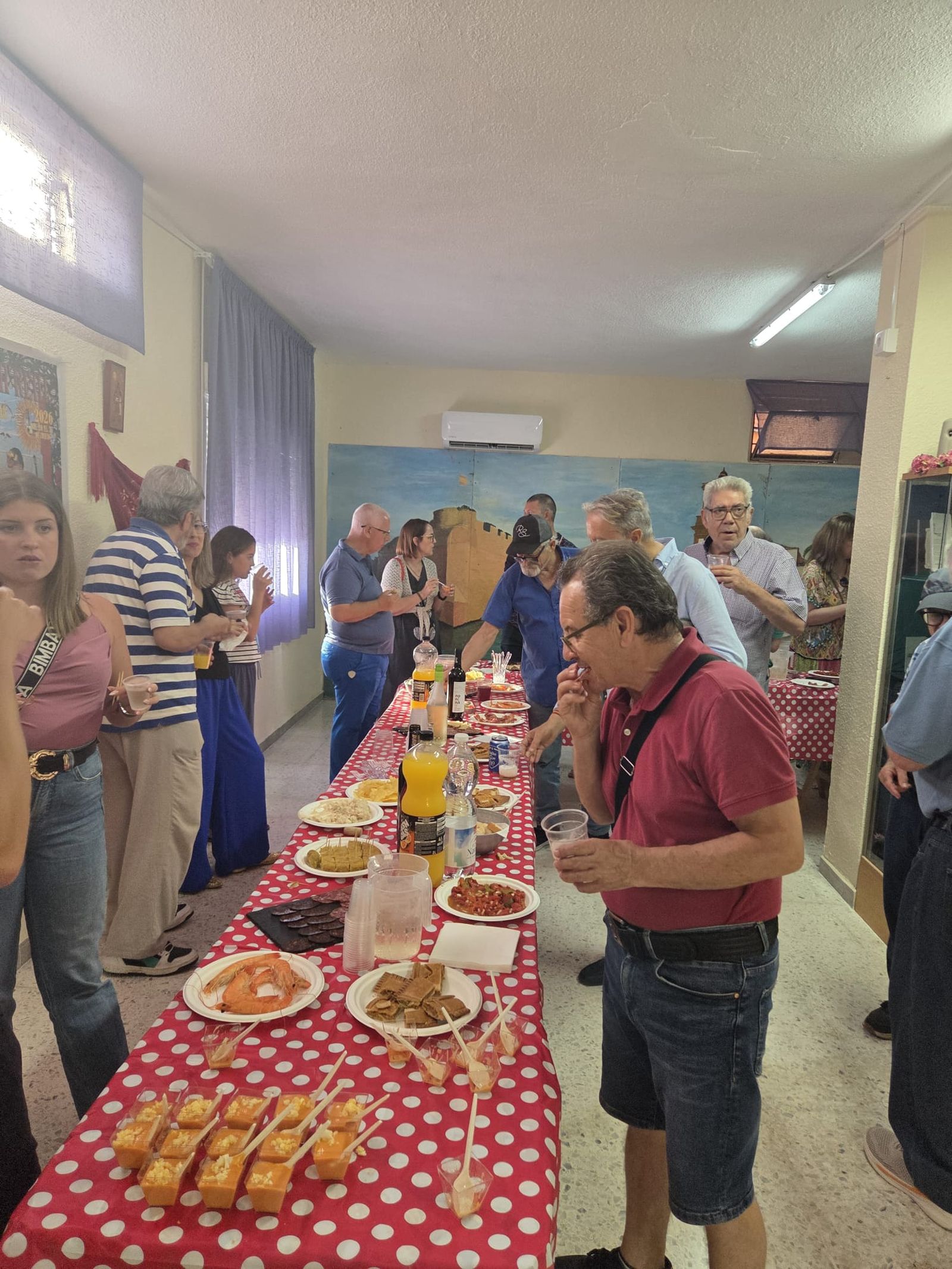 Imagen del primer Viernes Farolillo de la Casa de Ceuta en Algeciras