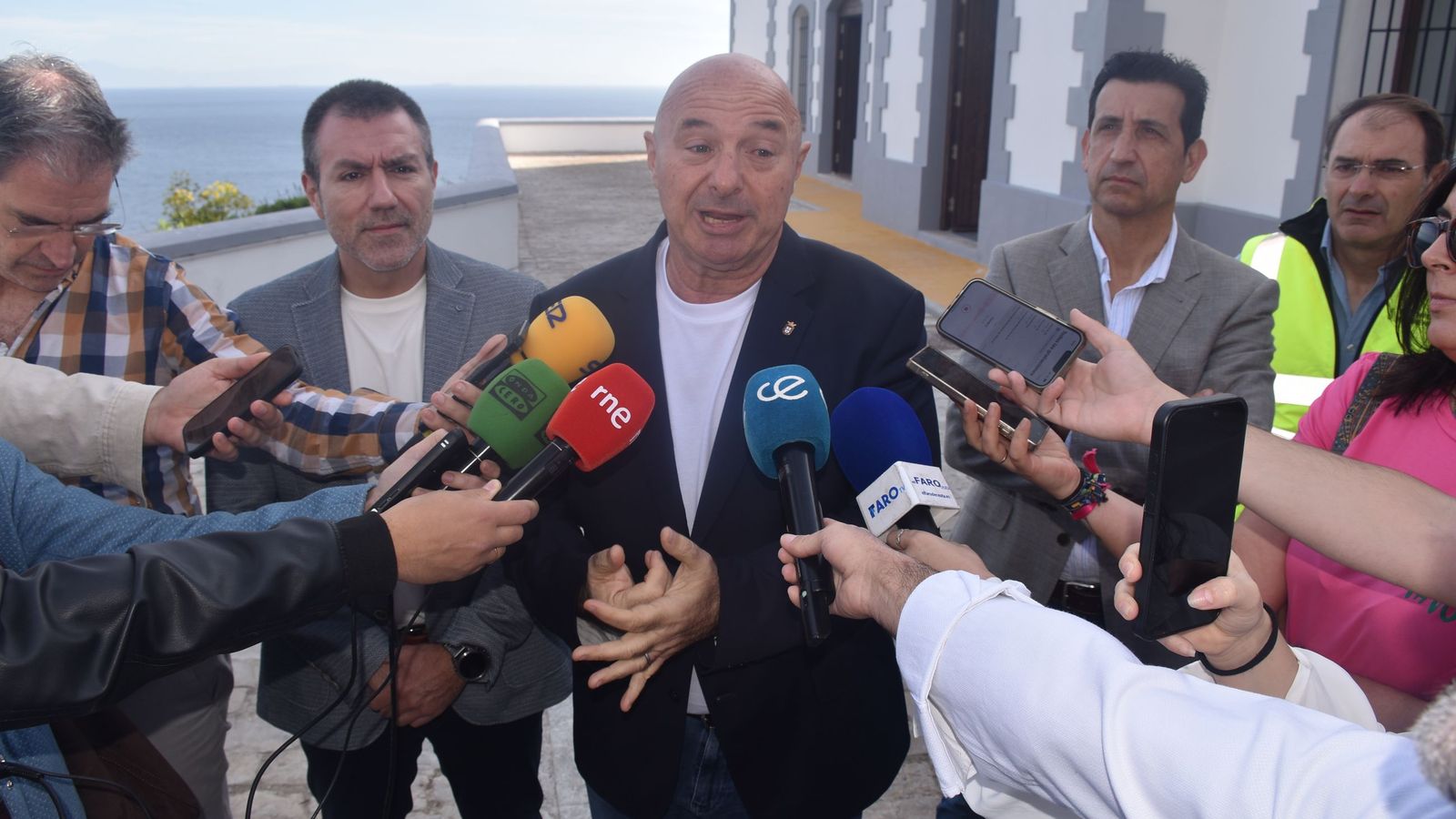 El consejero de Turismo, Nicola Cecchi, durante su intervención este jueves.