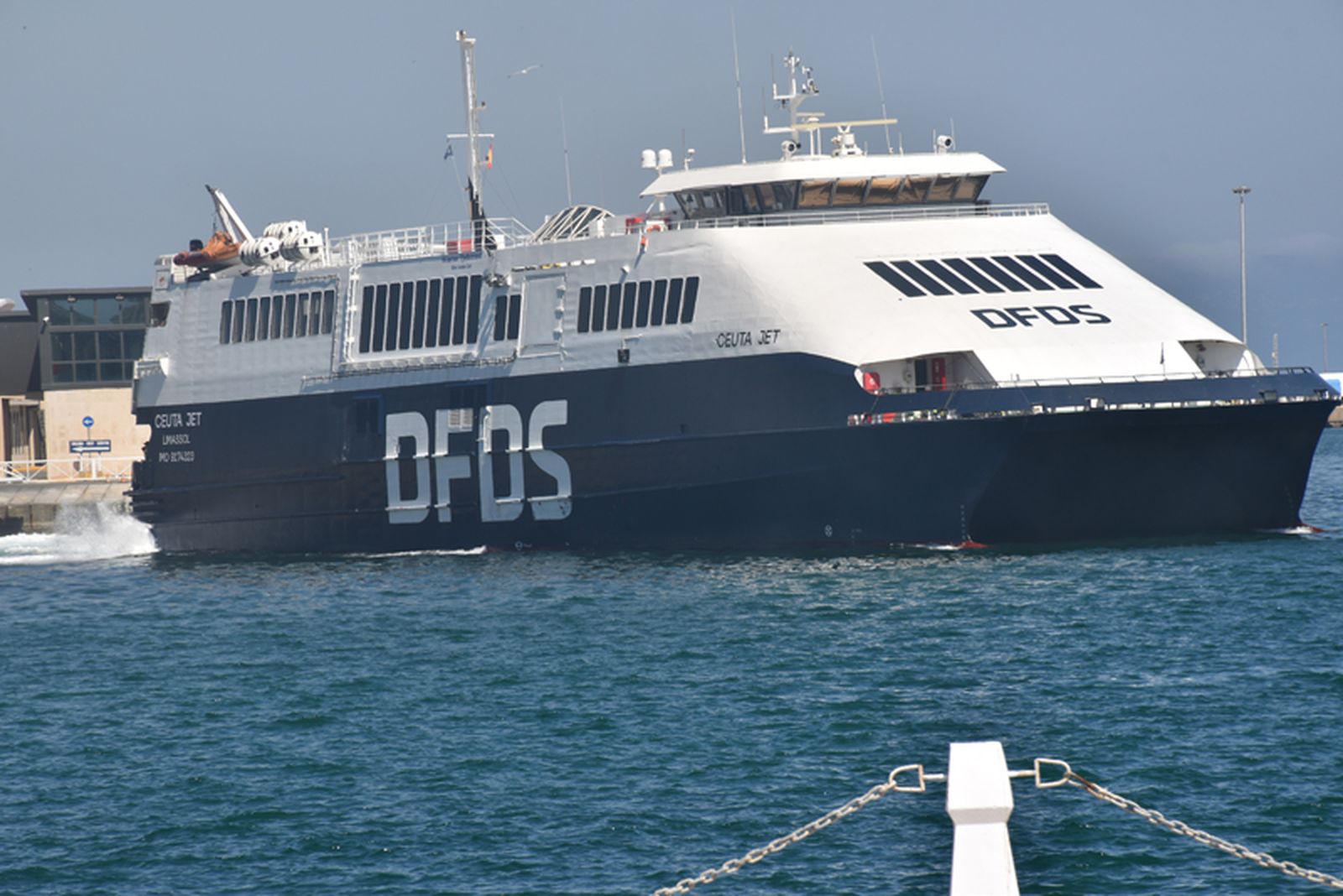 La OPE ensaya una zona de emergencia en el Muelle España