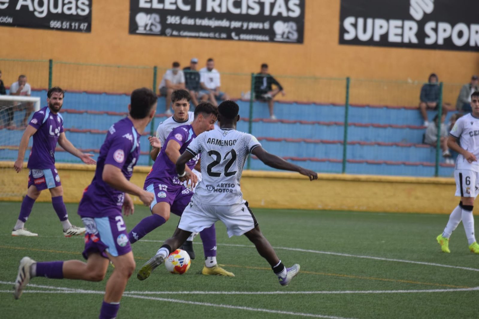 (1-1) La AD Ceuta B le perdona la vida al Ciudad de Lucena
