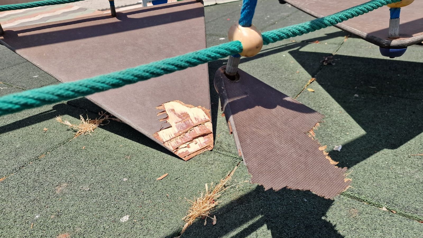 Estado en el que se encuentra actualmente en parque infantil de plaza Nicaragua
