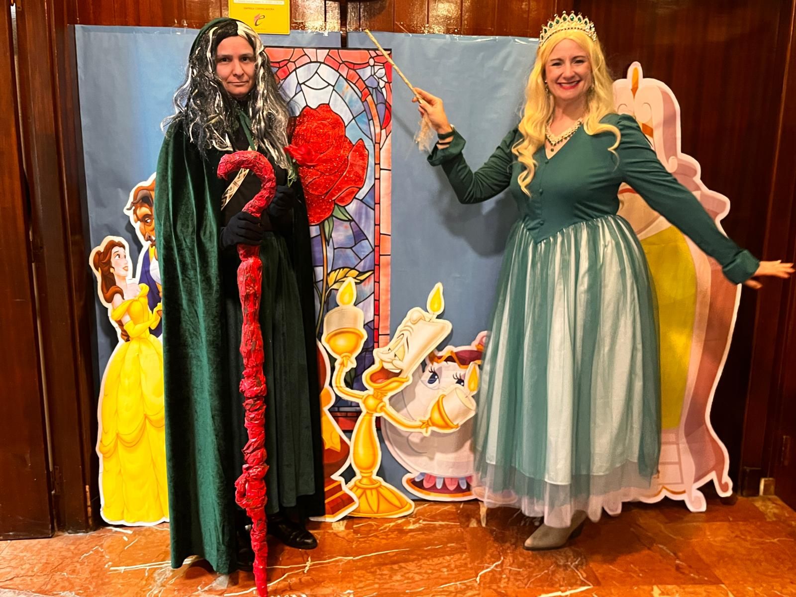 El 'Beatriz de Silva' protagoniza un pasacalles de cuento