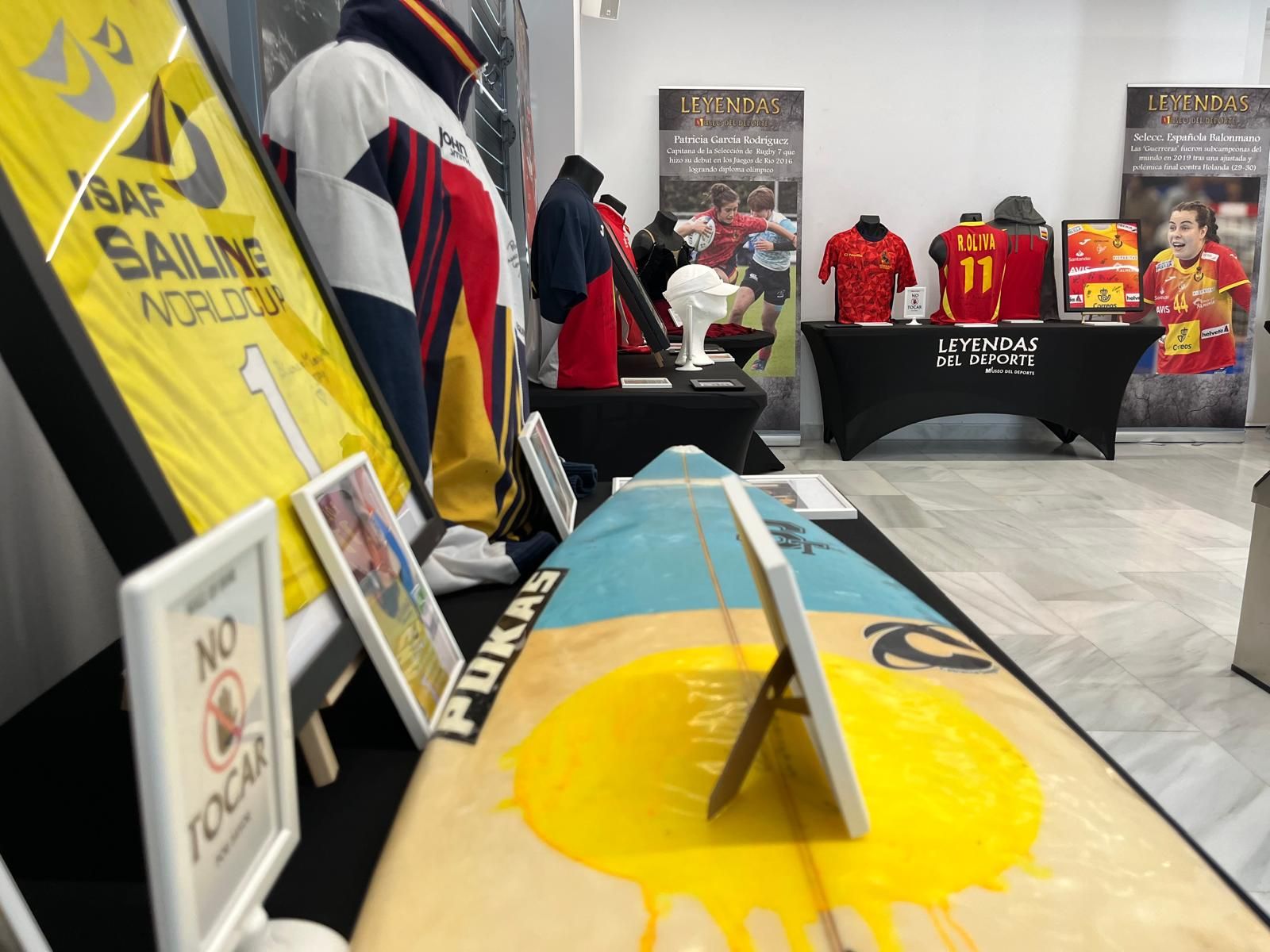 Todo preparado para la apertura de la exposición deportiva femenina ‘Leyendas’
