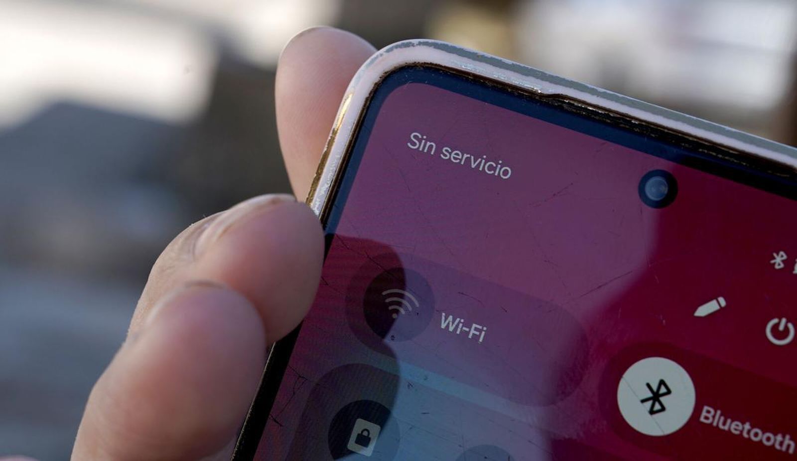 La señal desaparece… y tu dinero también: la alerta urgente de la Guardia Civil