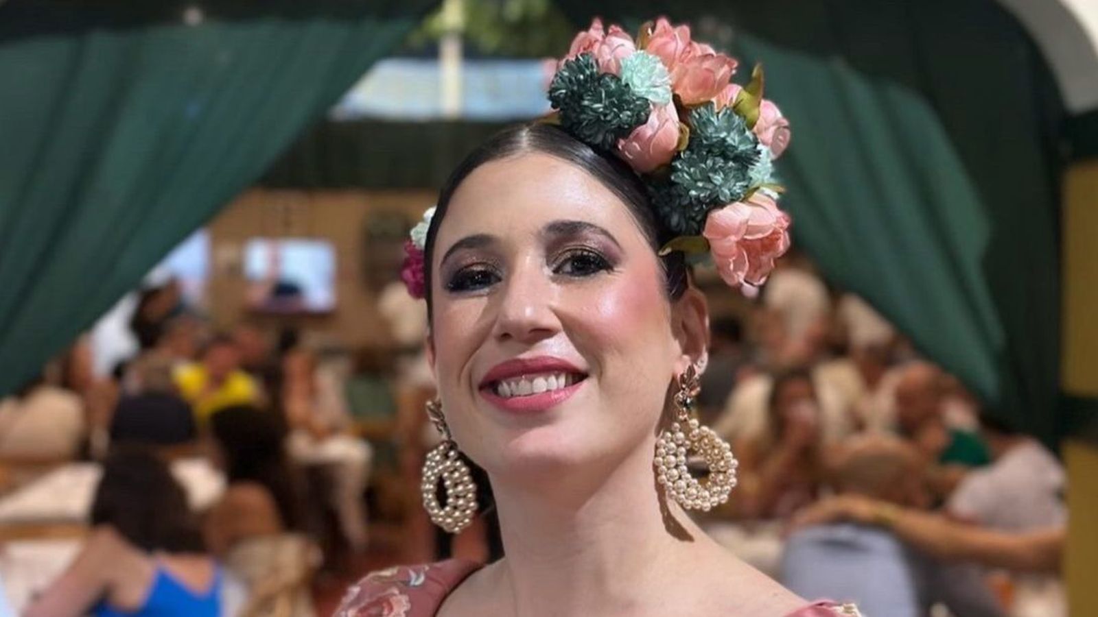 Esperanza Montes de la Vega de flamenca en la Feria de Ceuta