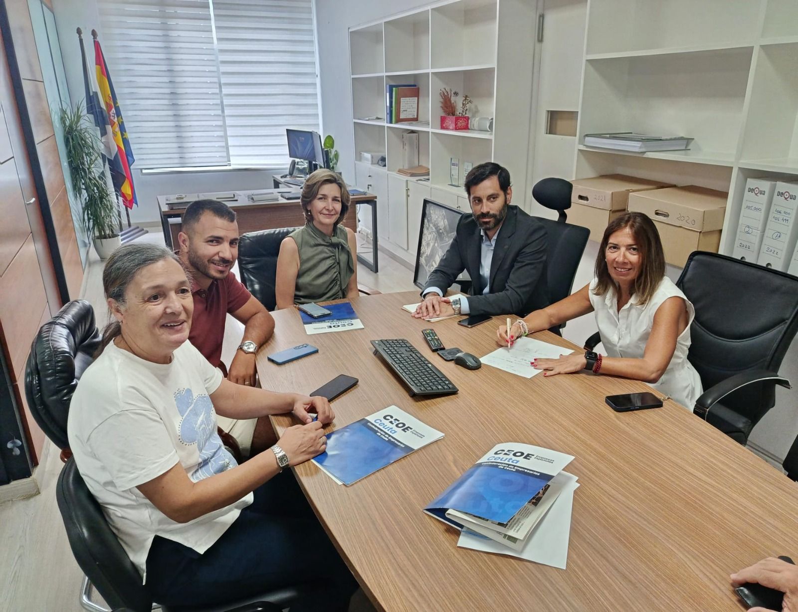 Reunión de la CECE con el consejero de Urbanismo y Transporte, Rafael Martínez Peñalver