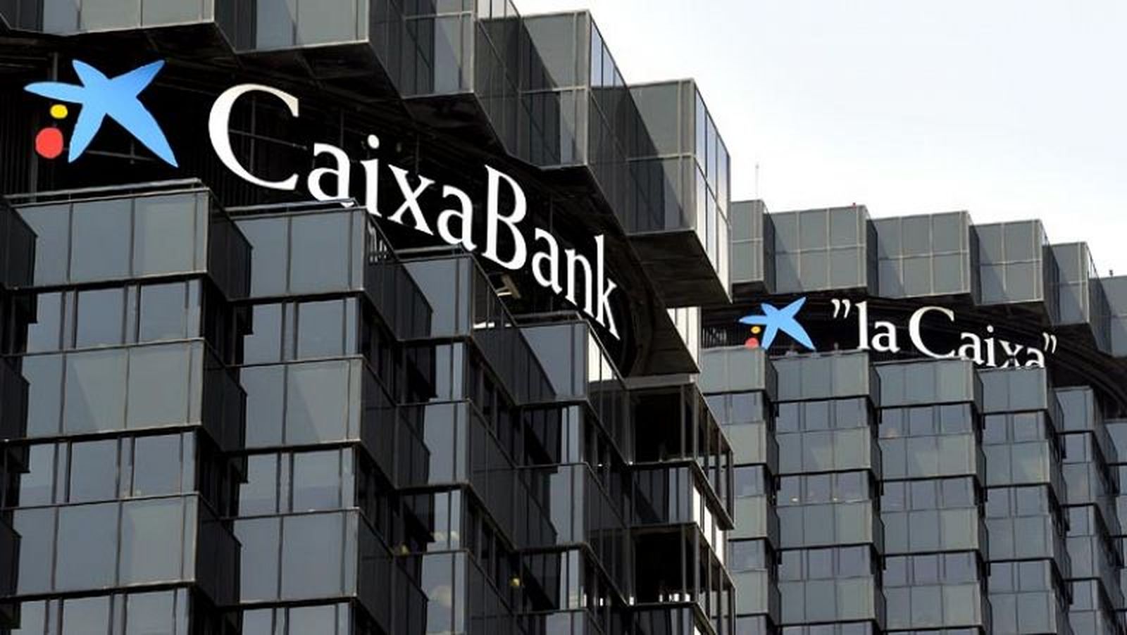 Edificios de CaixaBank. / FOTO EL PUEBLO