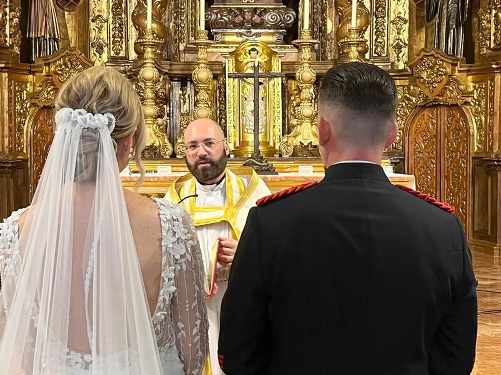 Boda entre Carlos e Irene en el Santuario