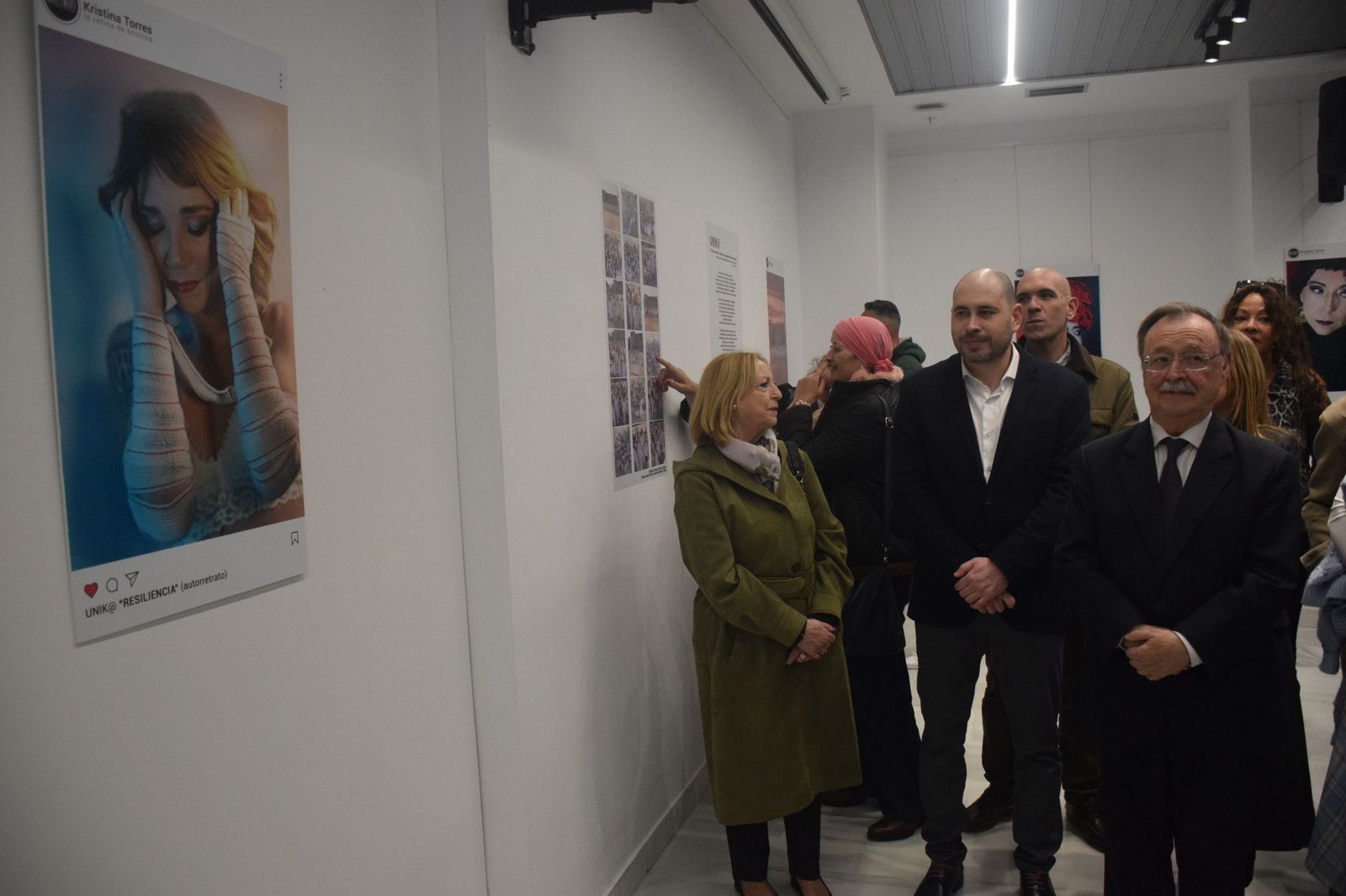 FOTOGALERÍA | La Fundación Premio Convivencia inaugura en Ceuta la muestra “Unik@”