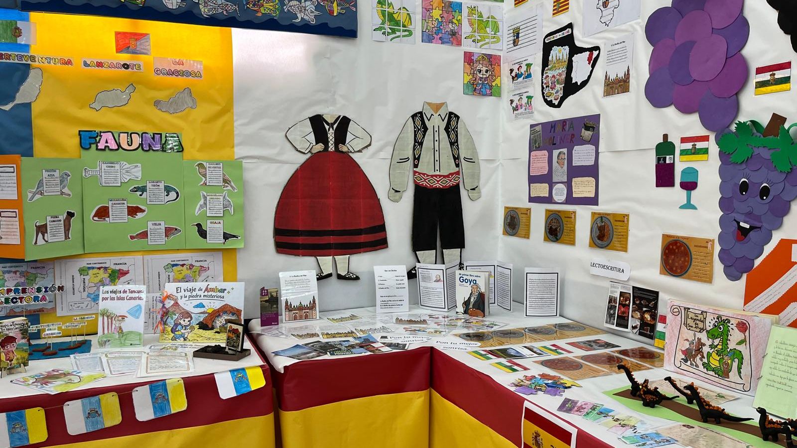 Semana Cultural del CEIP Reina Sofía dedicada a las comunidades autónomas