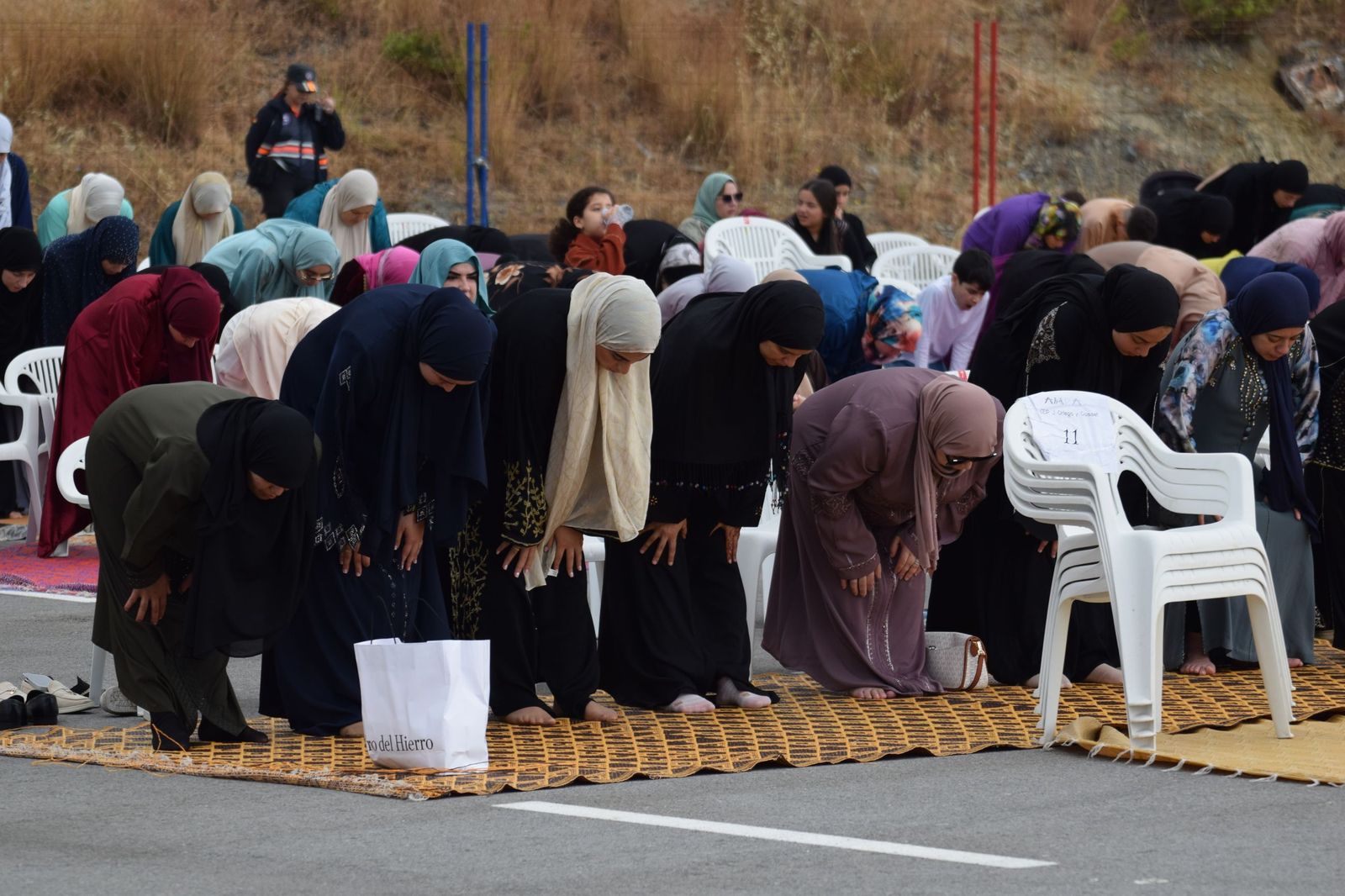 Devoción y respeto en otro rezo multitudinario en Ceuta