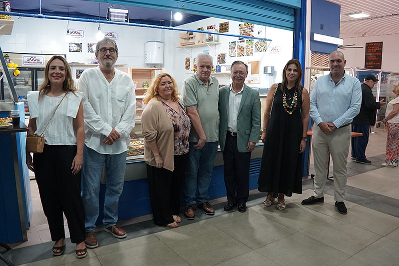 Un momento de la inauguración del local/FOTO CEDIDA