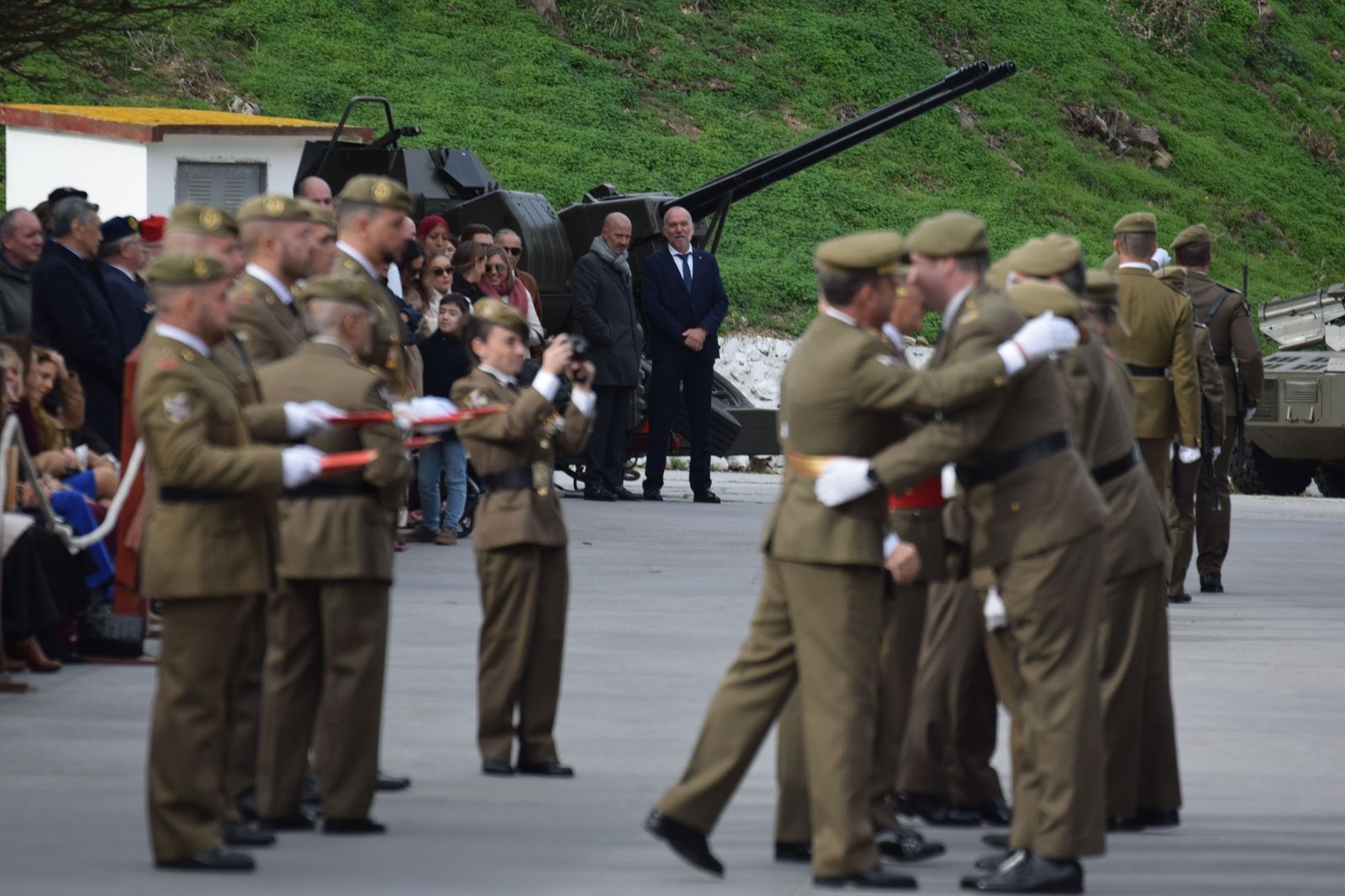 El Ramix-30 celebra Santa Bárbara con una ceremonia marcada por los homenajes y la tradición artillera