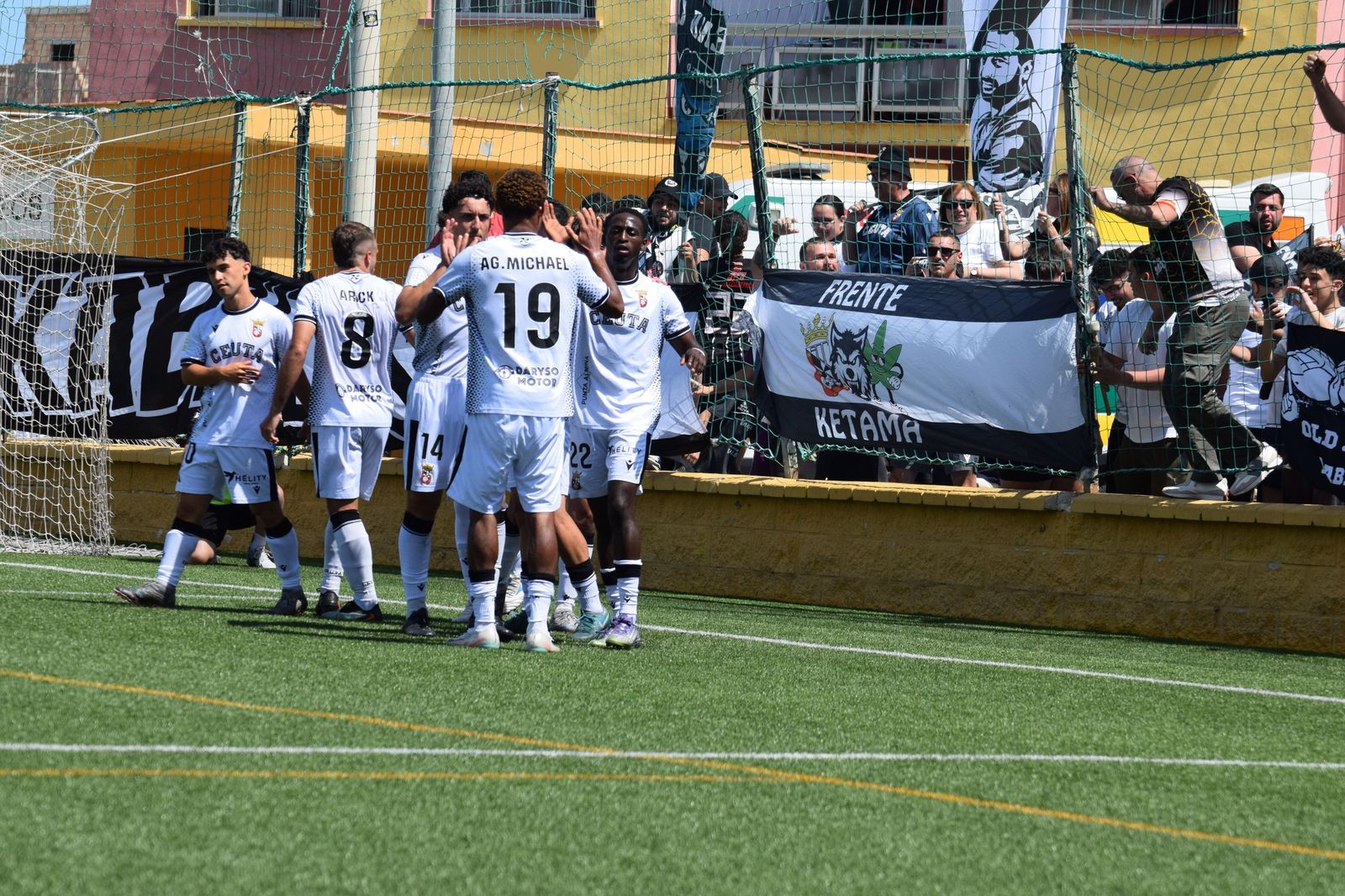 Ceuta B y Dos Hermanas empataron a 2