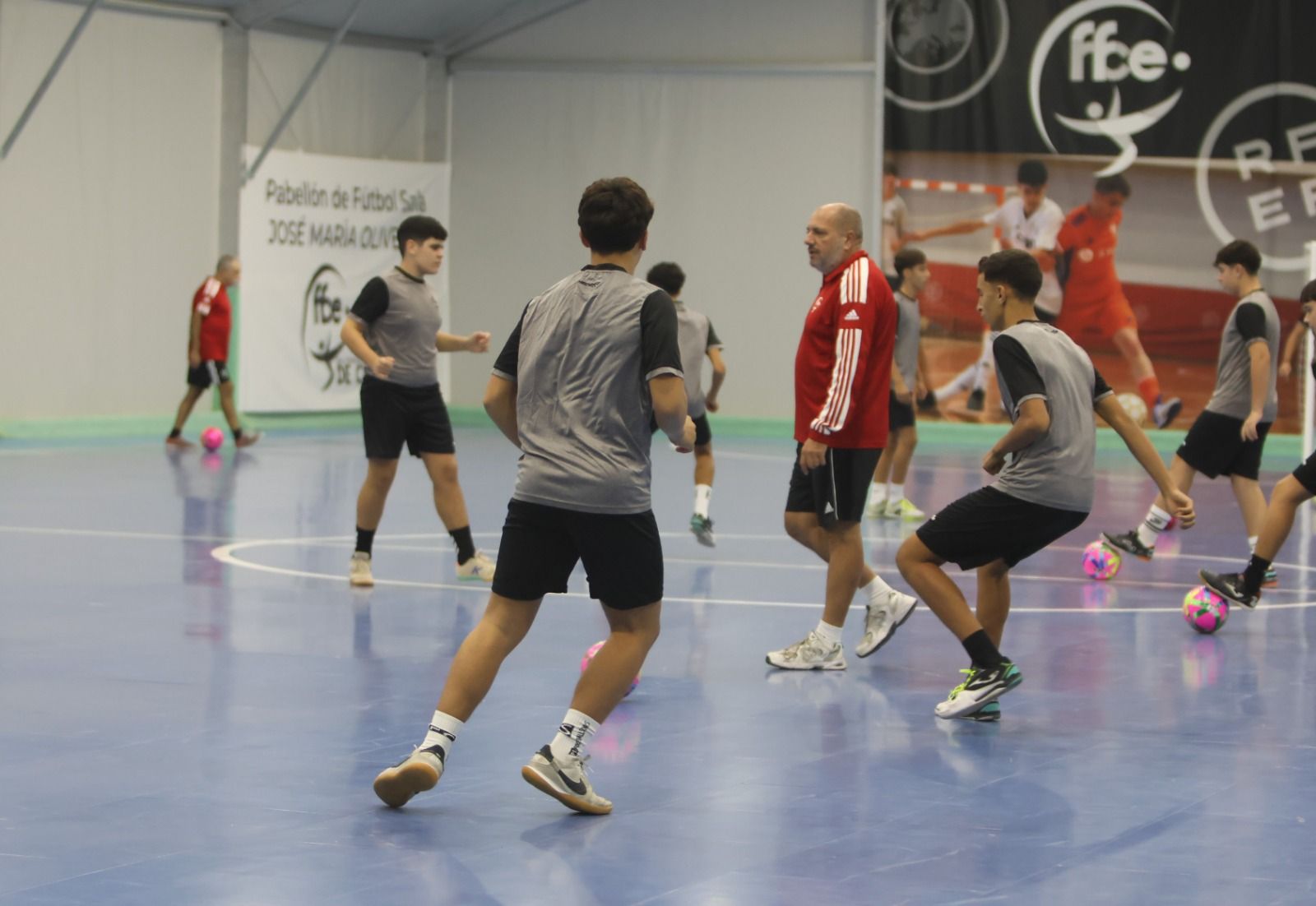 El fútbol sala juvenil ceutí pone en marcha su camino hacia los Campeonatos de España