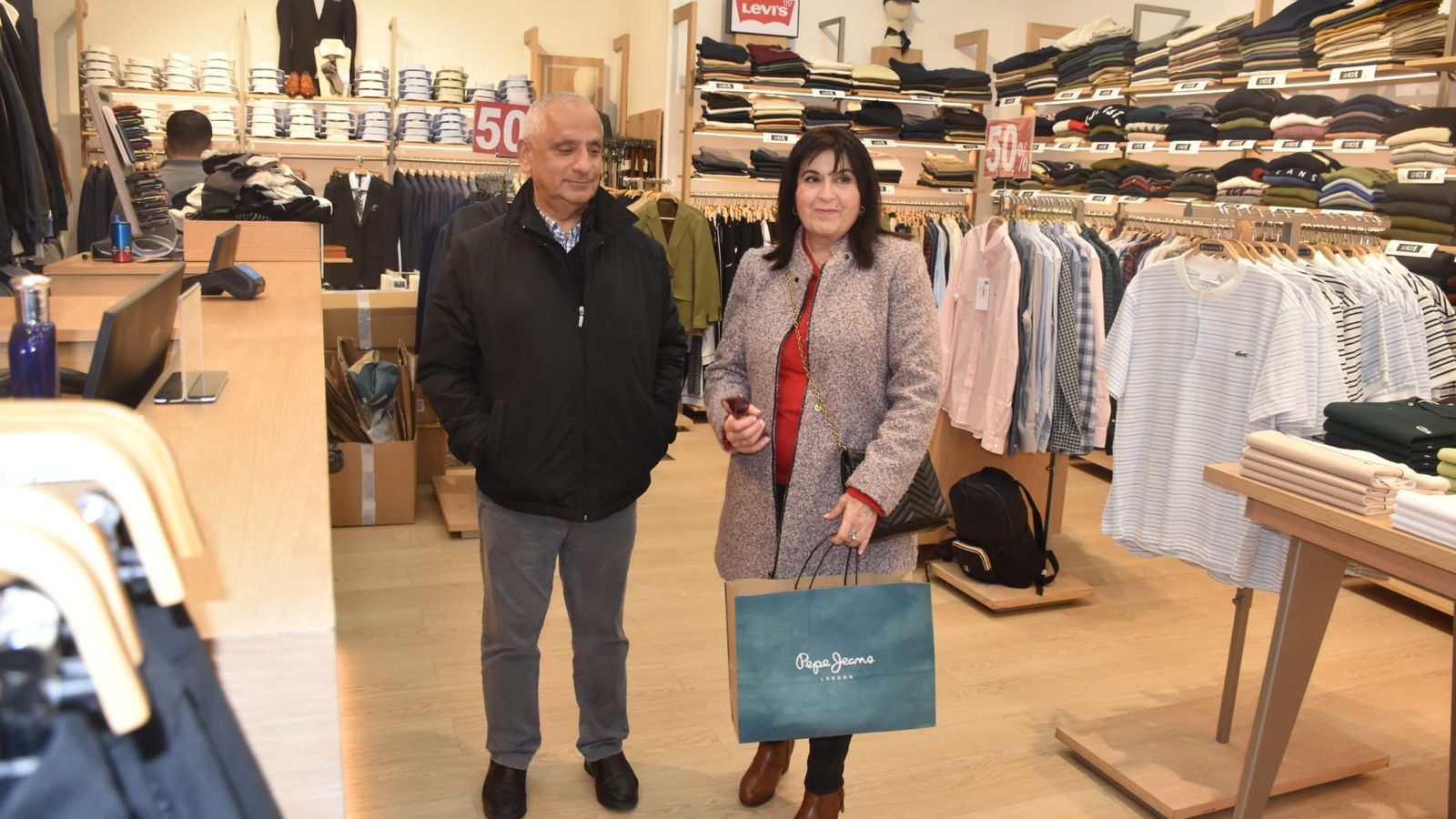 El afortunado matrimonio, en el interior de La Meca