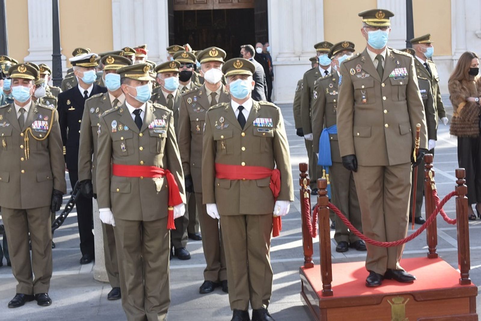Toma de posesión del nuevo comandante general de Ceuta, Marcos Llago Navarro./FOTO NICOL'S
