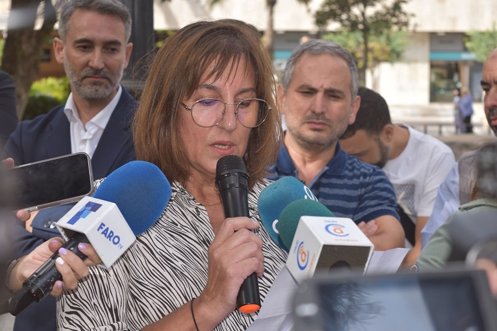 Isabel Lagares, de ACMUMA, ha sido la primera en intervenir / FOTO NICOL´S