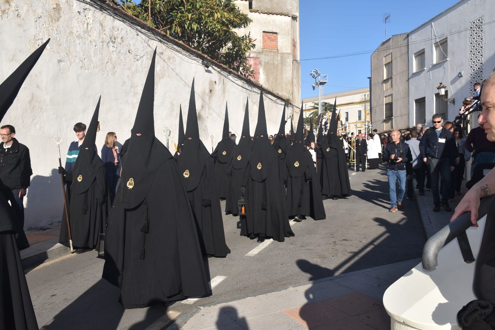 Paz, piedad y silencio desde la falda del Hacho