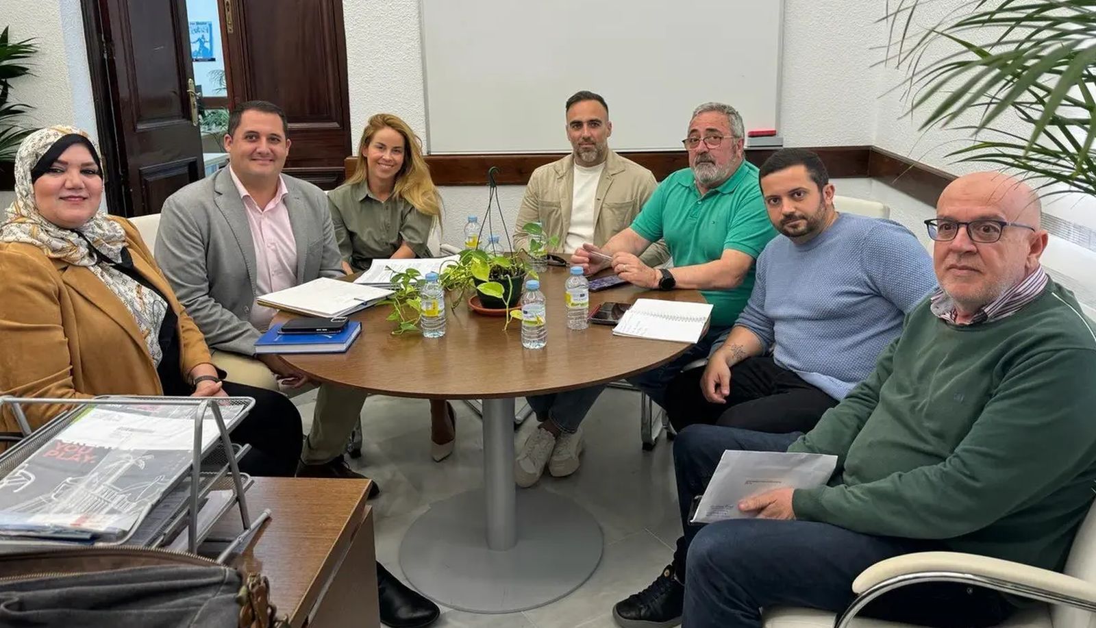 Reunión del consejero de Servicios Urbanos, Alejandro Ramírez con el Comité de Empresa