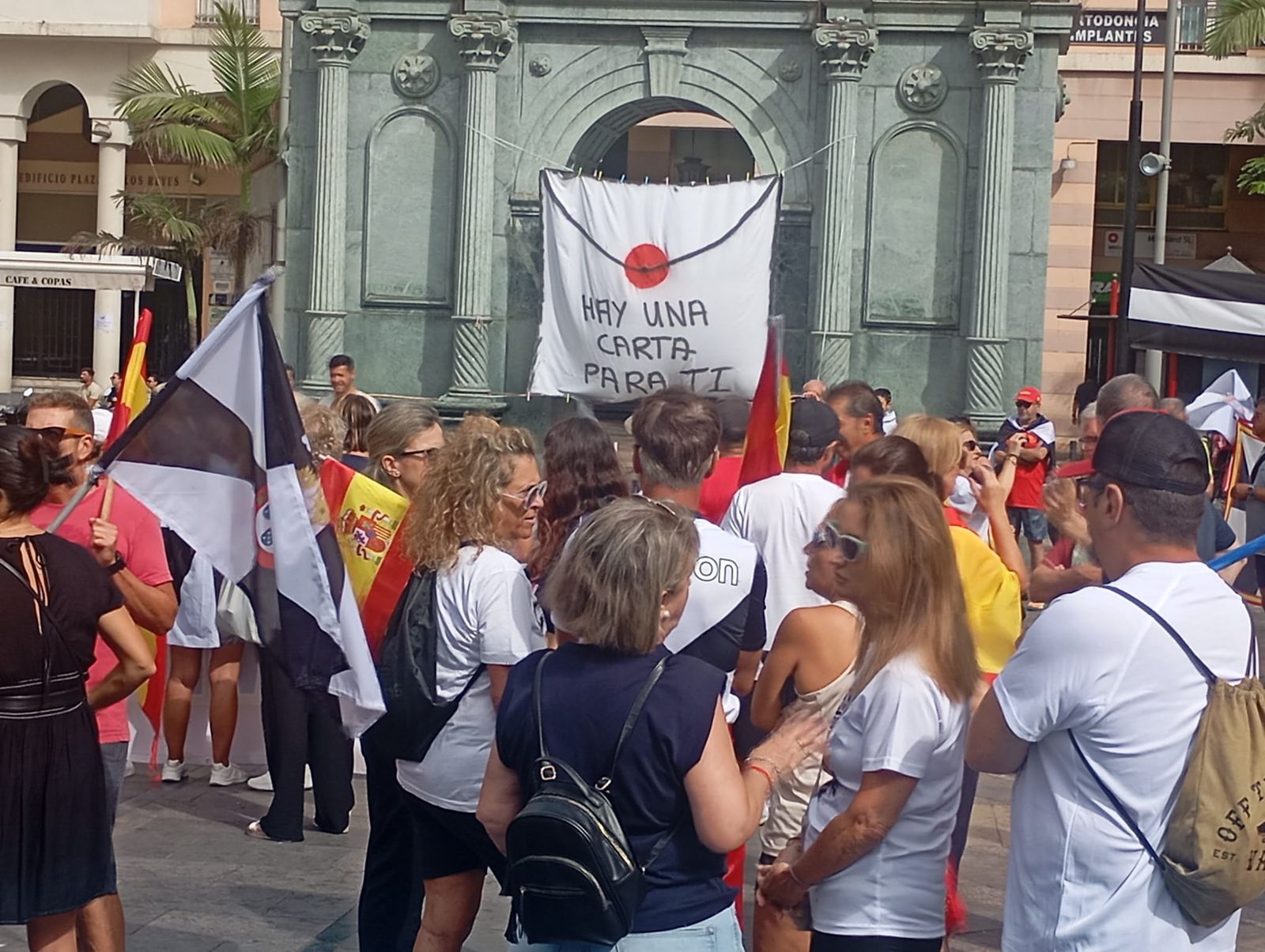 Ceuta vuelve a echarse a las calles para recordar que "Un caballa nunca se rinde"