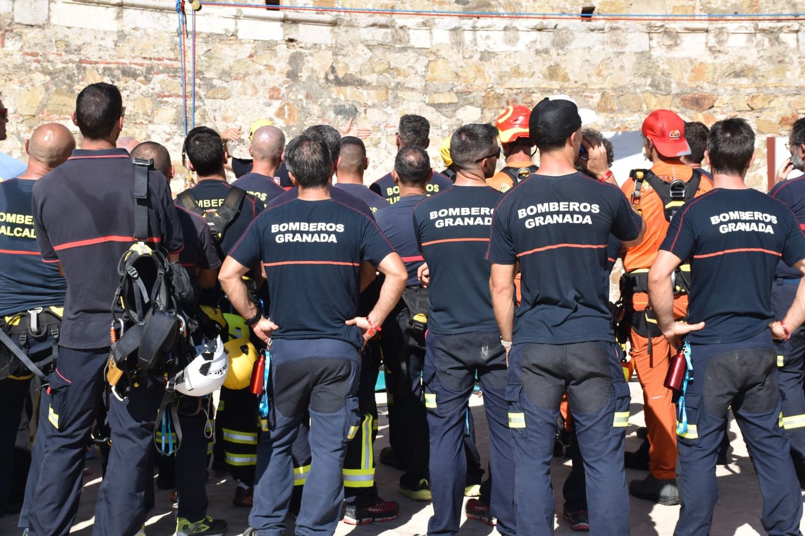 Bomberos de toda España protagonizan en Ceuta una jornada técnica y de formación práctica en rescates