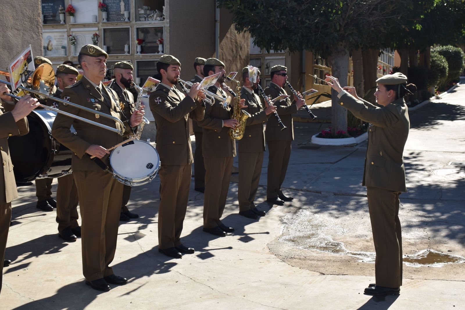 Así ha sido el homenaje a los militares fallecidos
