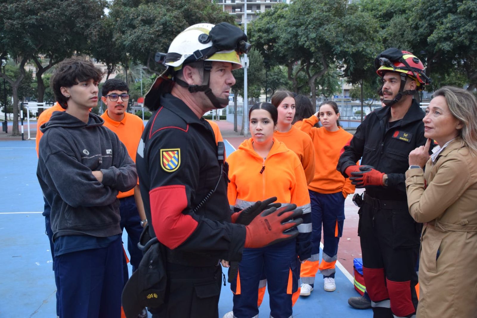 FOTOGALERÍA | Así fue el espectacular simulacro de la UME en el Parque Juan Carlos I