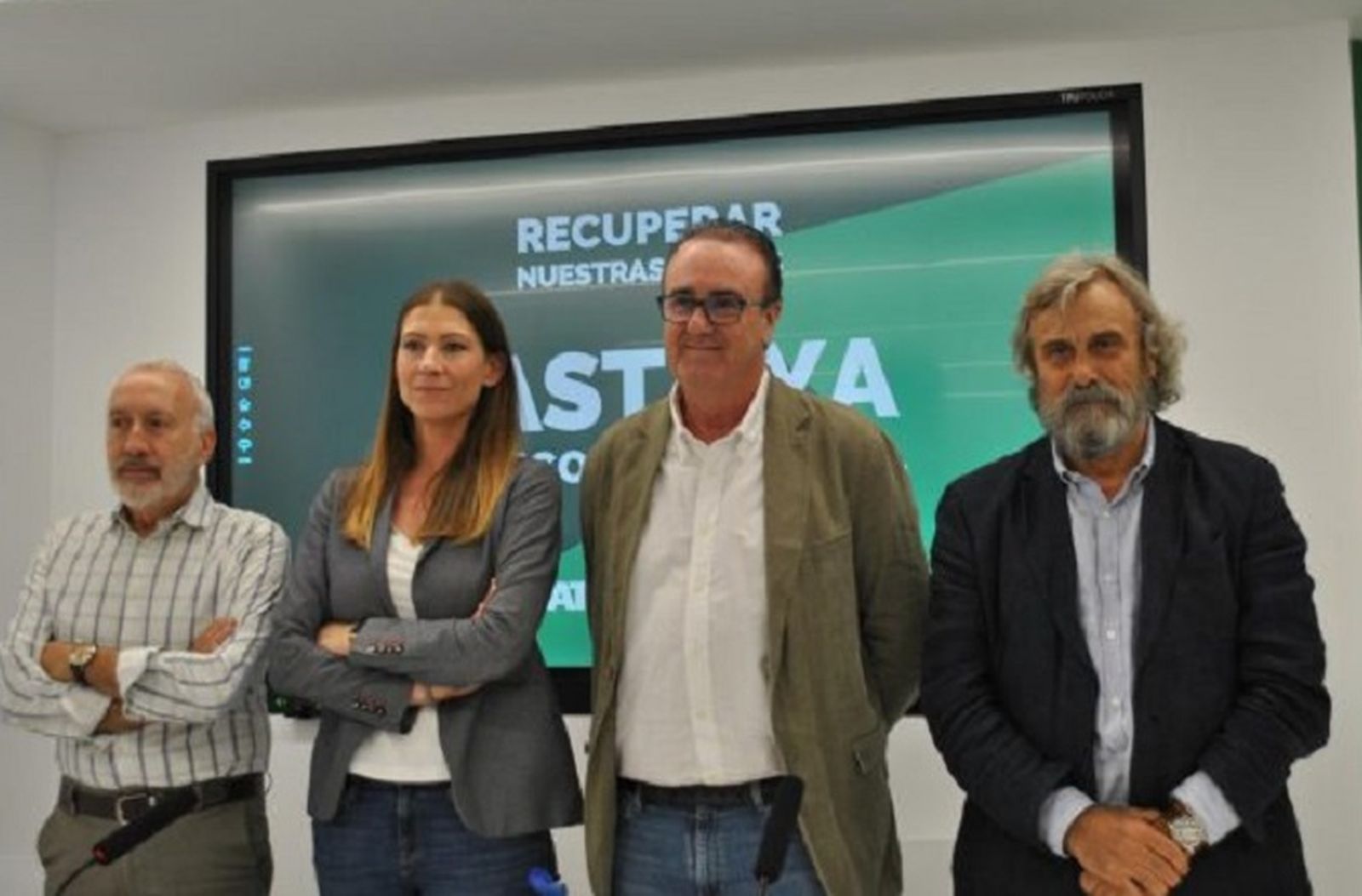 Los responsables de CEMSATSE juntos en una rueda de prensa