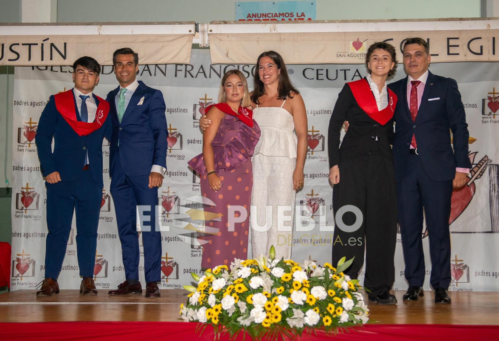 El curso de Segundo de Bachillerato de los Agustinos se gradúa