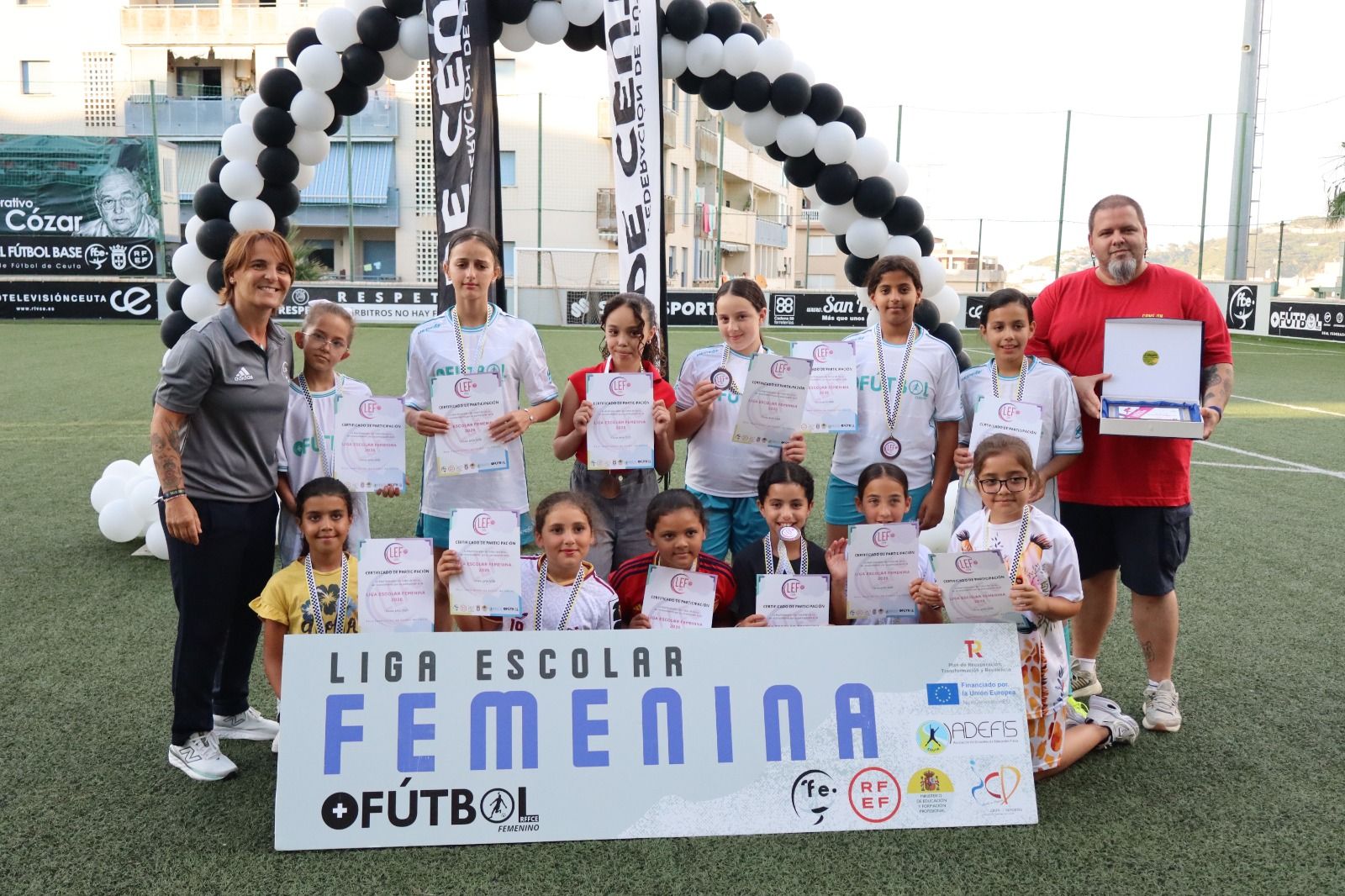 Entrega de trofeos de la Liga Escolar Femenina