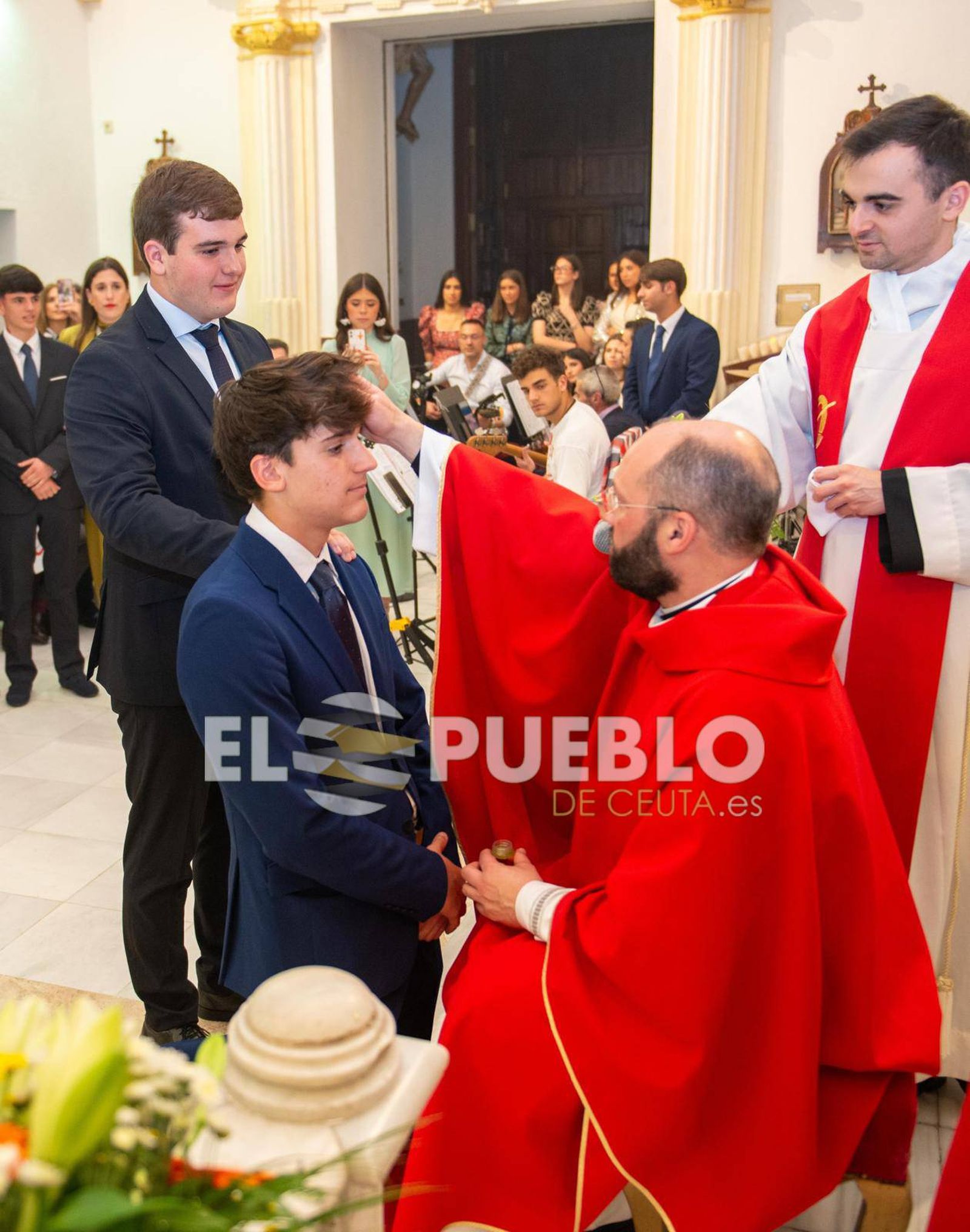 Confirmaciones en la iglesia de San Francisco este viernes
