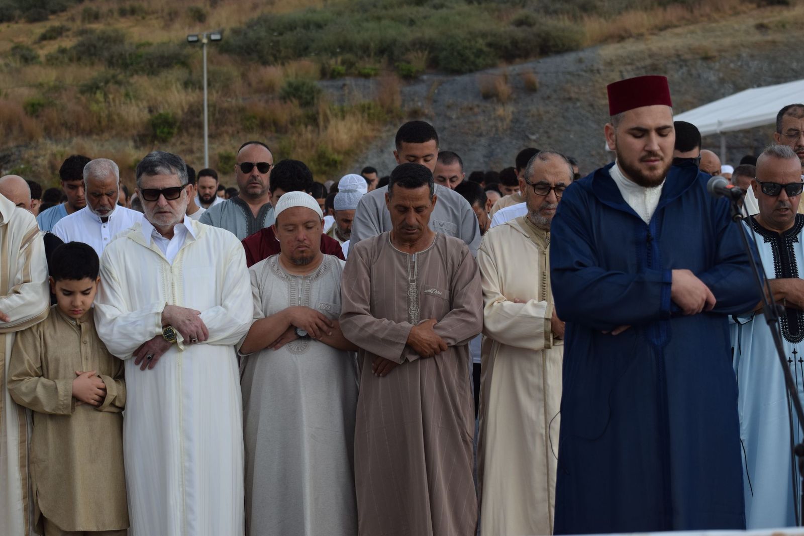 Devoción y respeto en otro rezo multitudinario en Ceuta