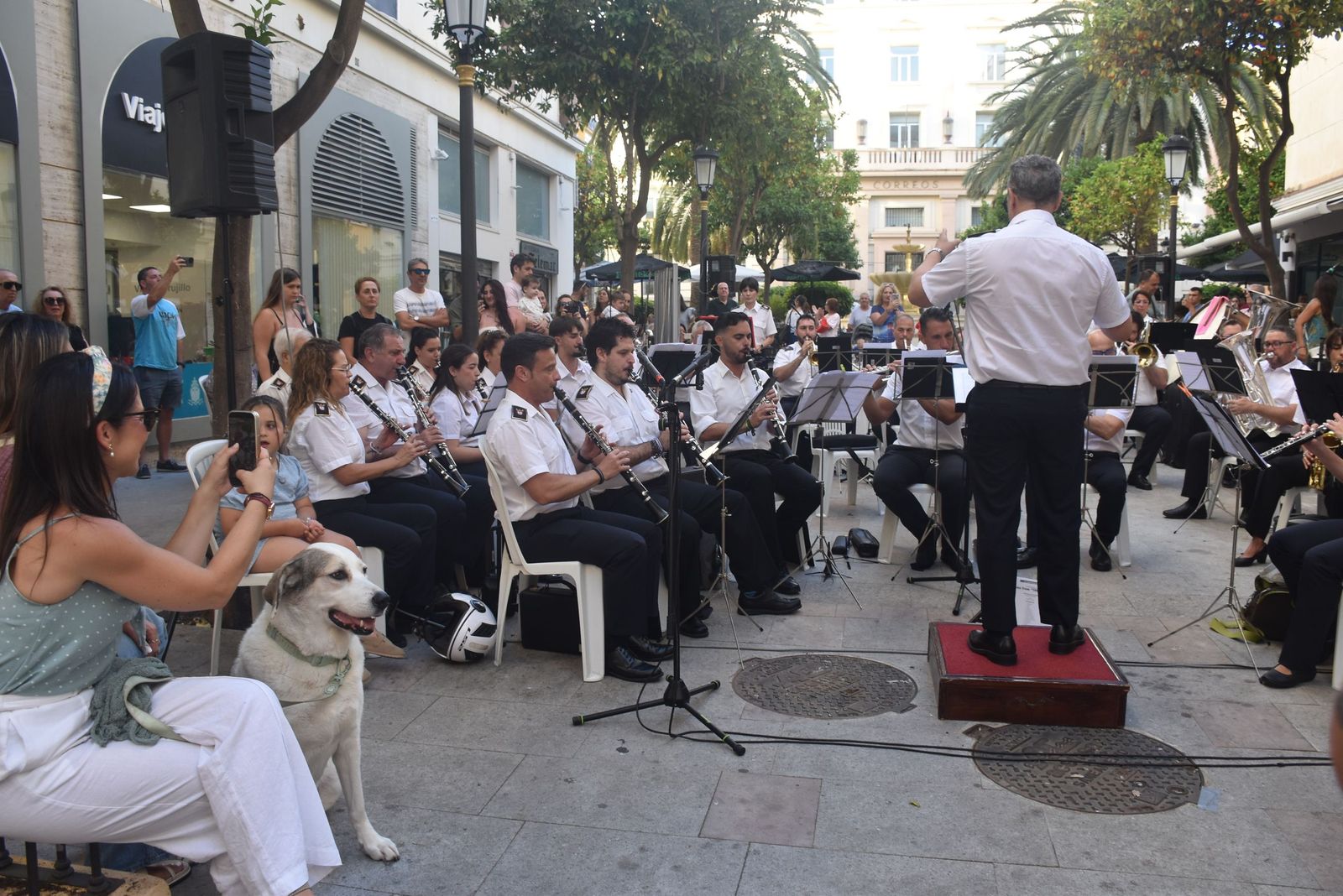 De los estadios a la plaza del pueblo: cuando la música se hace eterna