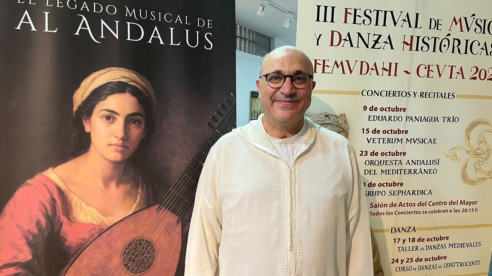 Aziz Samsaoui, multiinstrumentista nacido en Tetuán y formado en el Conservatorio de Música Andalusí de su ciudad natal
