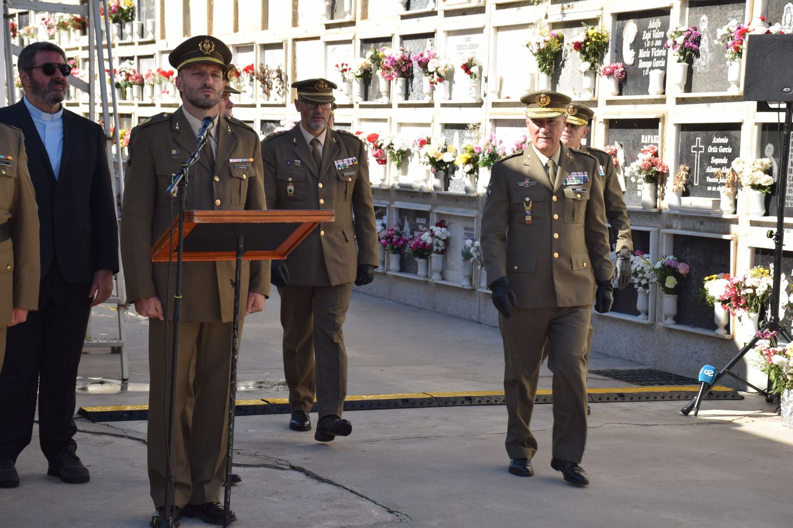 Así ha sido el homenaje a los militares fallecidos