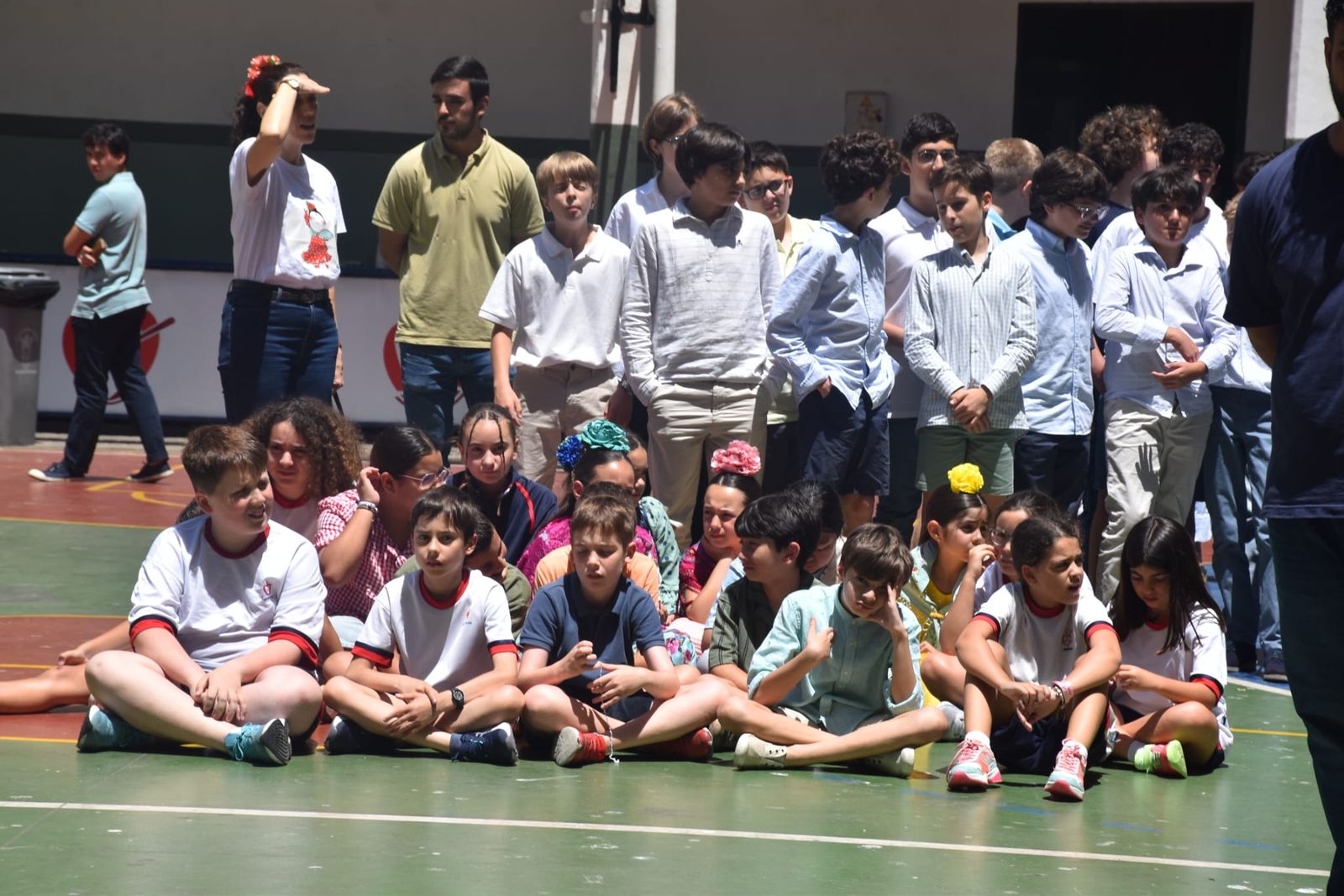 El Colegio de San Agustín disfruta de una feliz jornada solidaria con su Cruz de Mayo