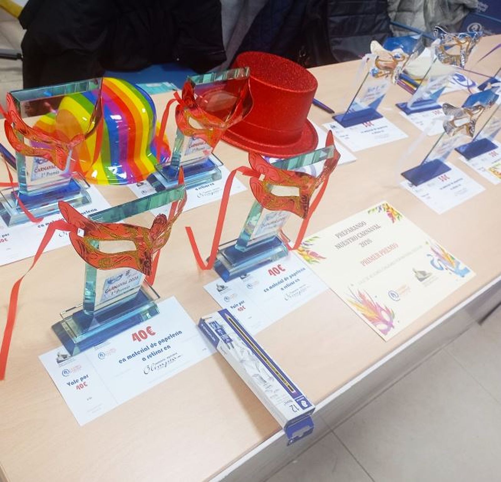 Bailes, máscaras y, por supuesto, coplas en la Casa de la Juventud