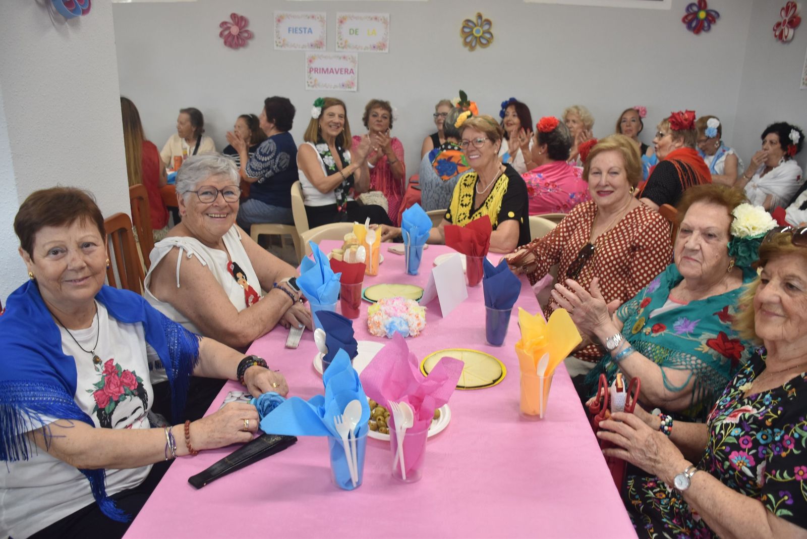 Villajovita se viste de feria para celebrar la primavera junto a sus mayores