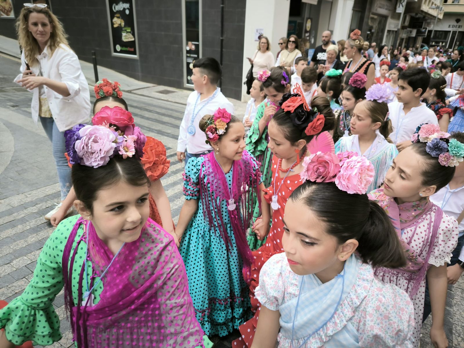 El Colegio La Inmaculada lleva la romería de Los Remedios al centro de Ceuta