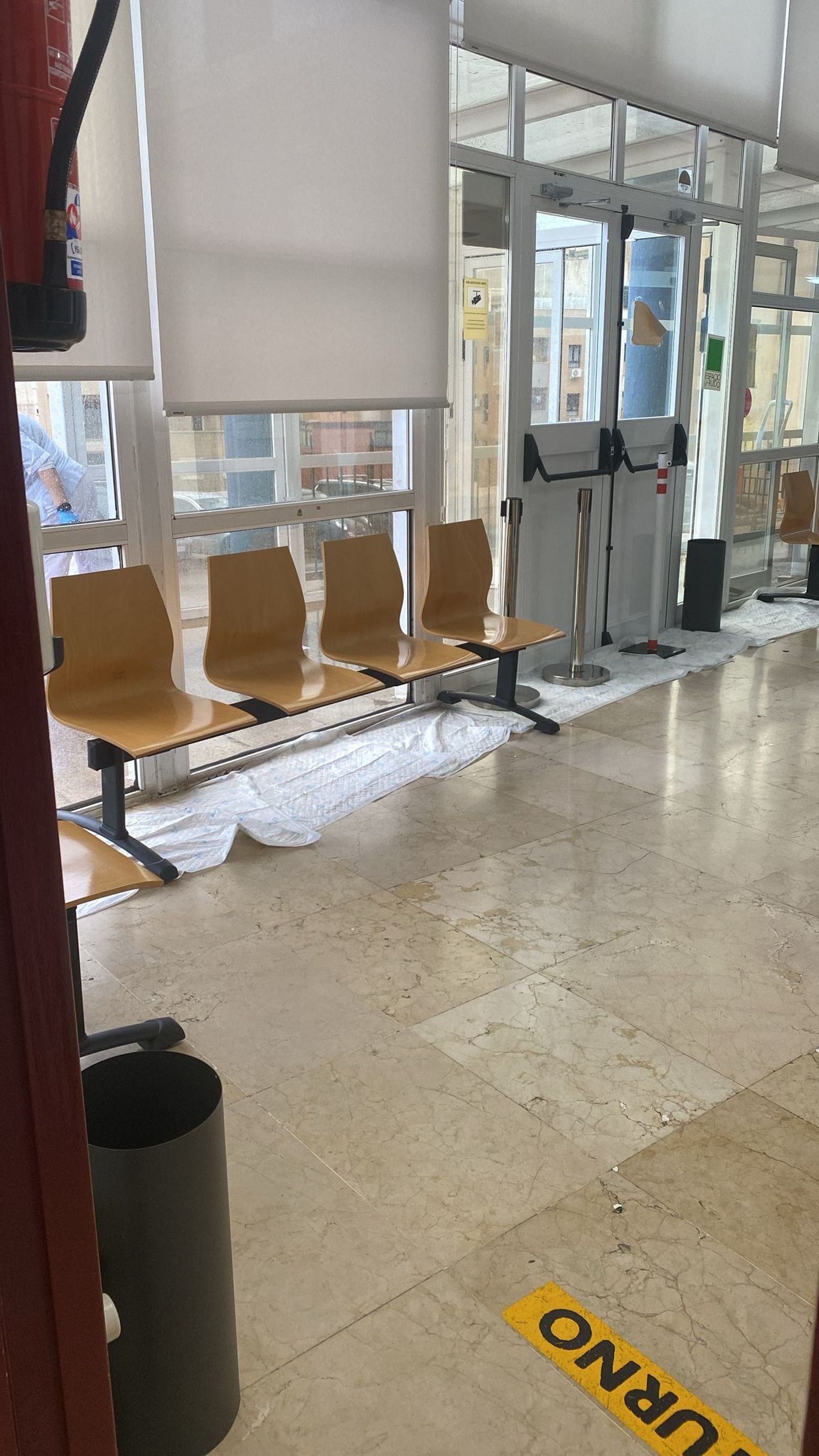 Empapaderas usadas en Recinto para controlar el agua que entraba por las fuertes lluvias