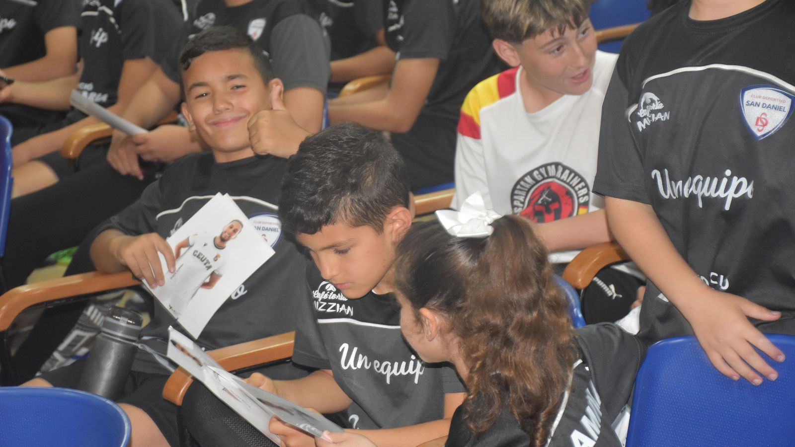 La AD Ceuta visita el Colegio San Daniel